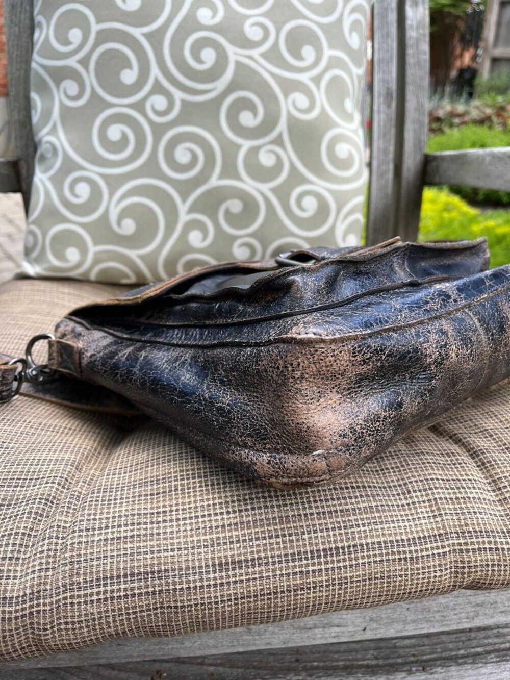 Bed Stu AINHOA LTC Crossbody, Black Lux Leather, MSRP $255, Like New Condition - Picture 9 of 16
